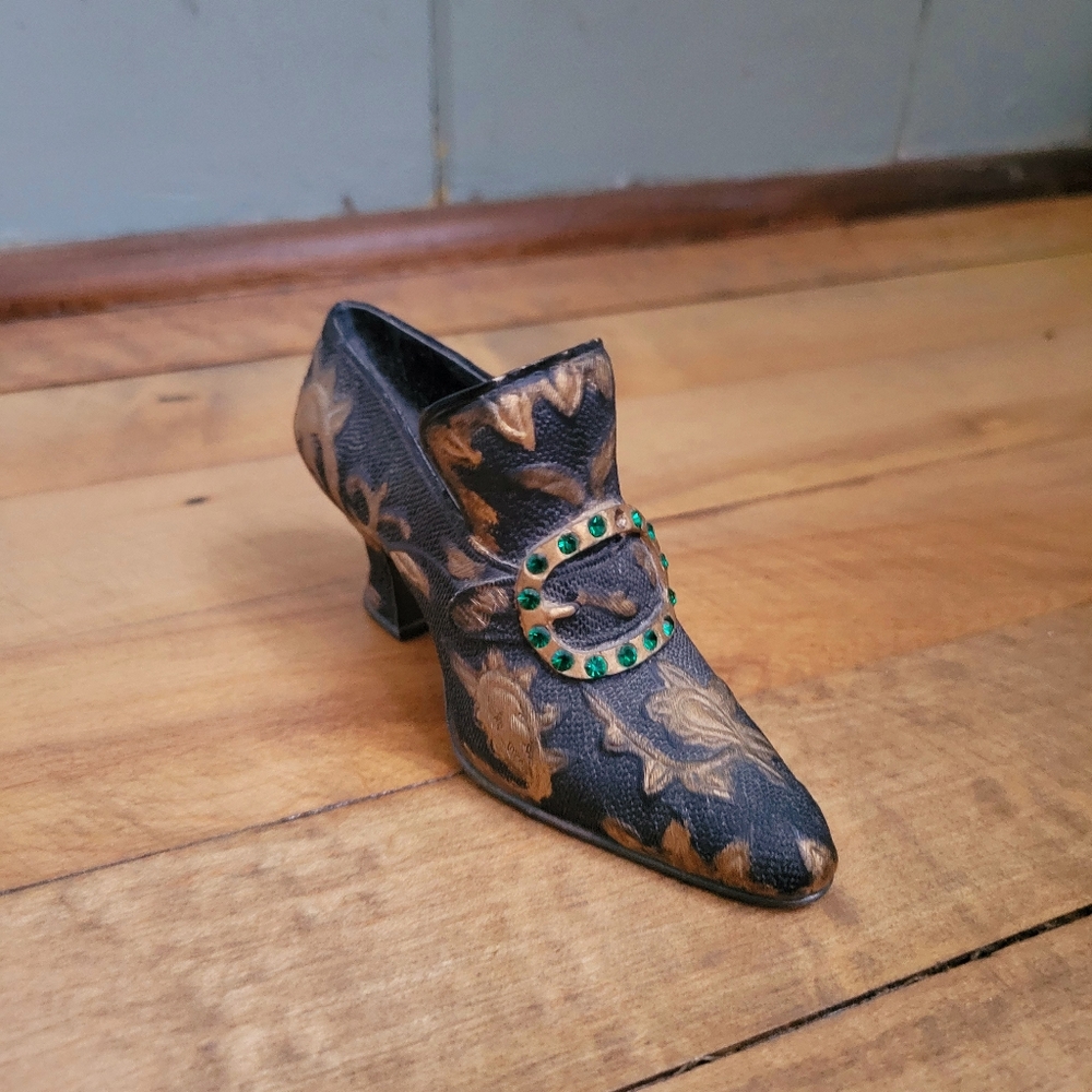 Vintage 1999 Lady Zandra Rhinestone Victorian Shoe Figurine